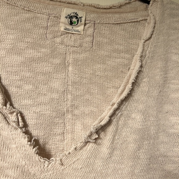 FREE PEOPLE WE THE FREE CREAM NORTH STAR V-NECK TEE-SHIRT SWEATER- SEE PICS - Picture 7 of 12